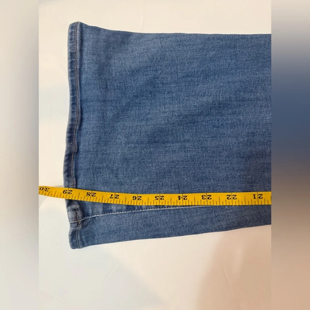 American Eagle Jeans Medium Wash Stretch Denim Casual Flare Fit Size 4 - Picture 9 of 11